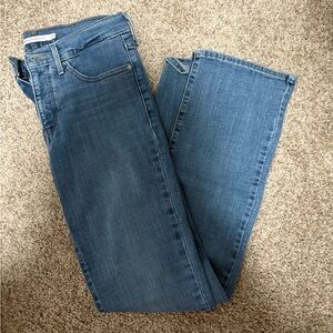 Levi's 315 Shapeing Bootcut